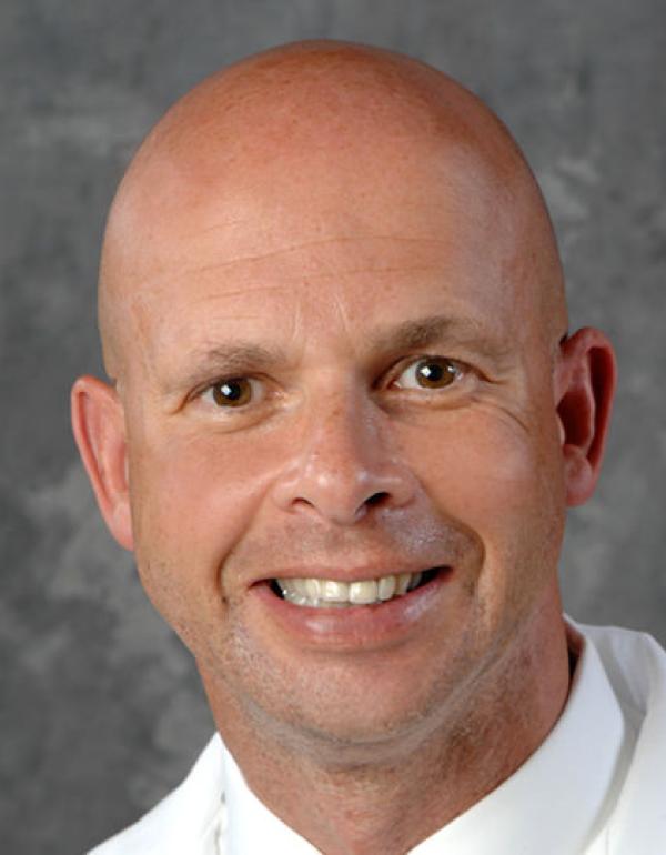 Mark Mendeszoon, DPM